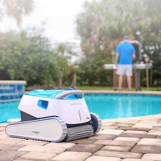 Dolphin Proteus DX4 RoboLodge